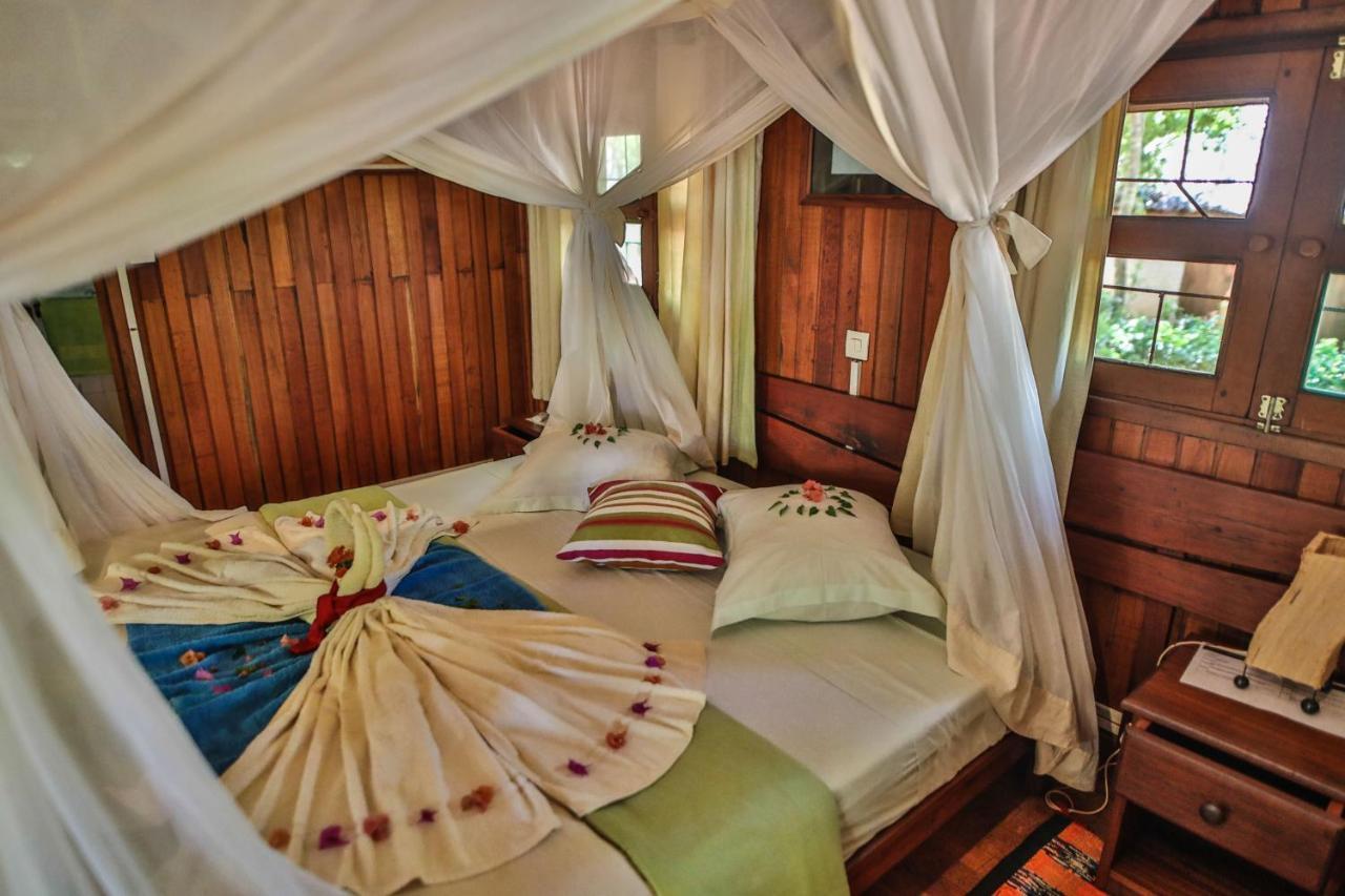 Olympe De Bemaraha Hotel Bekopaka Eksteriør billede