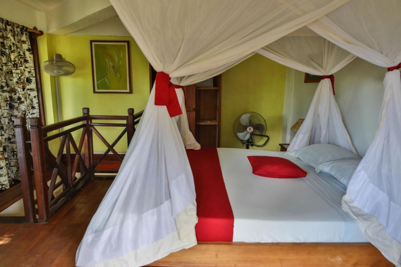 Olympe De Bemaraha Hotel Bekopaka Eksteriør billede