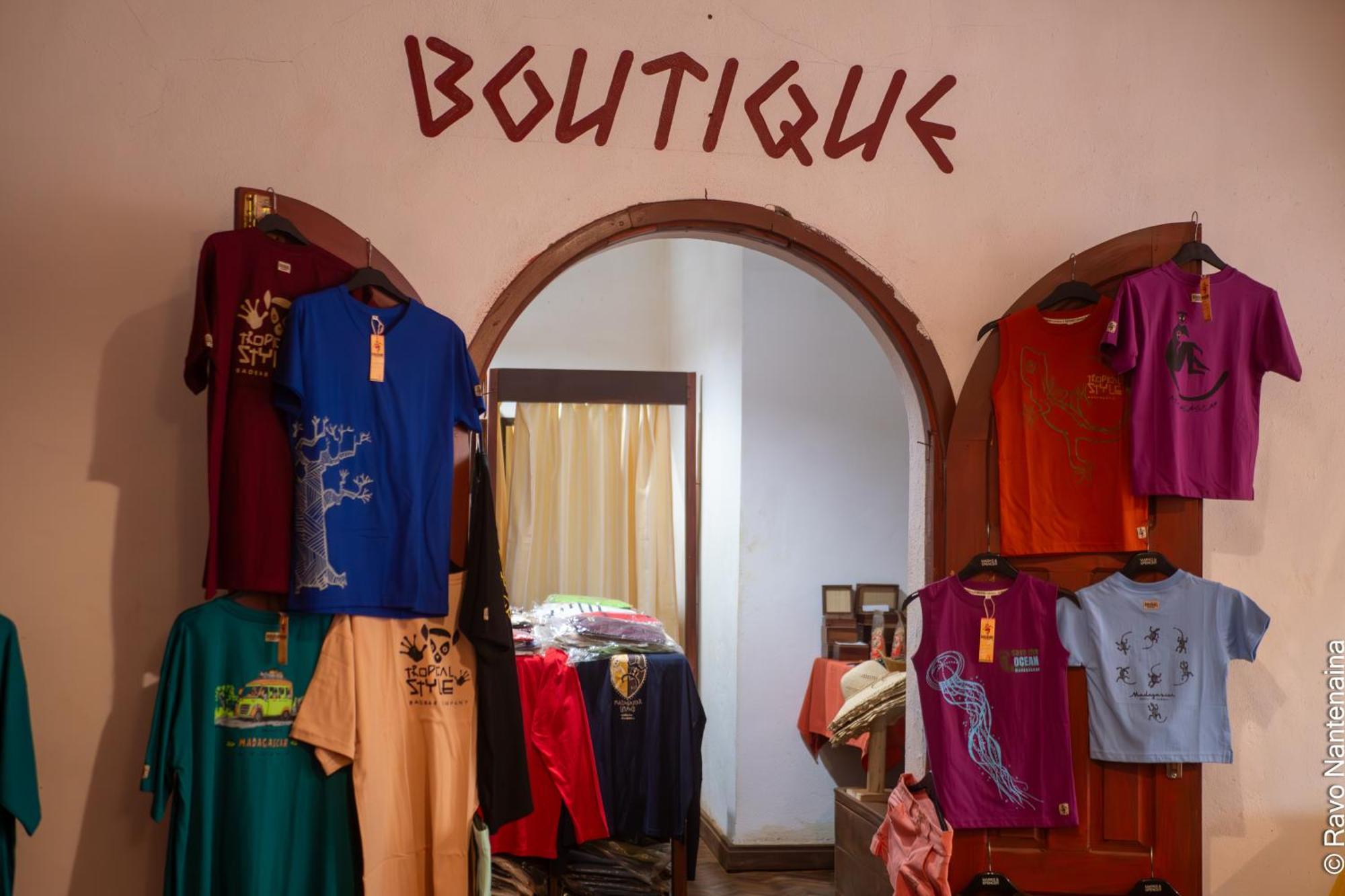 Olympe De Bemaraha Hotel Bekopaka Eksteriør billede