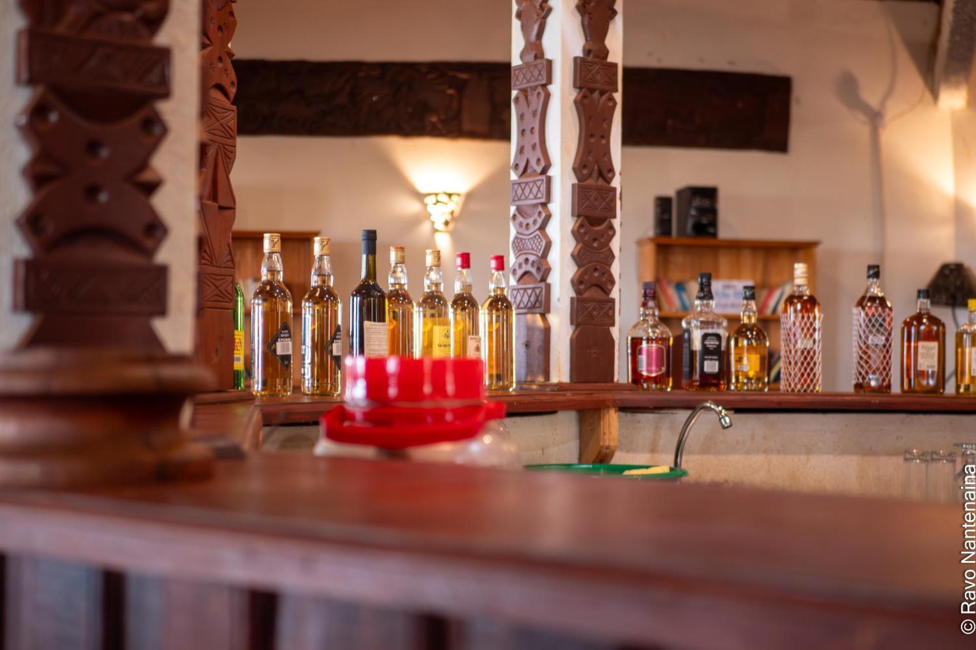 Olympe De Bemaraha Hotel Bekopaka Eksteriør billede
