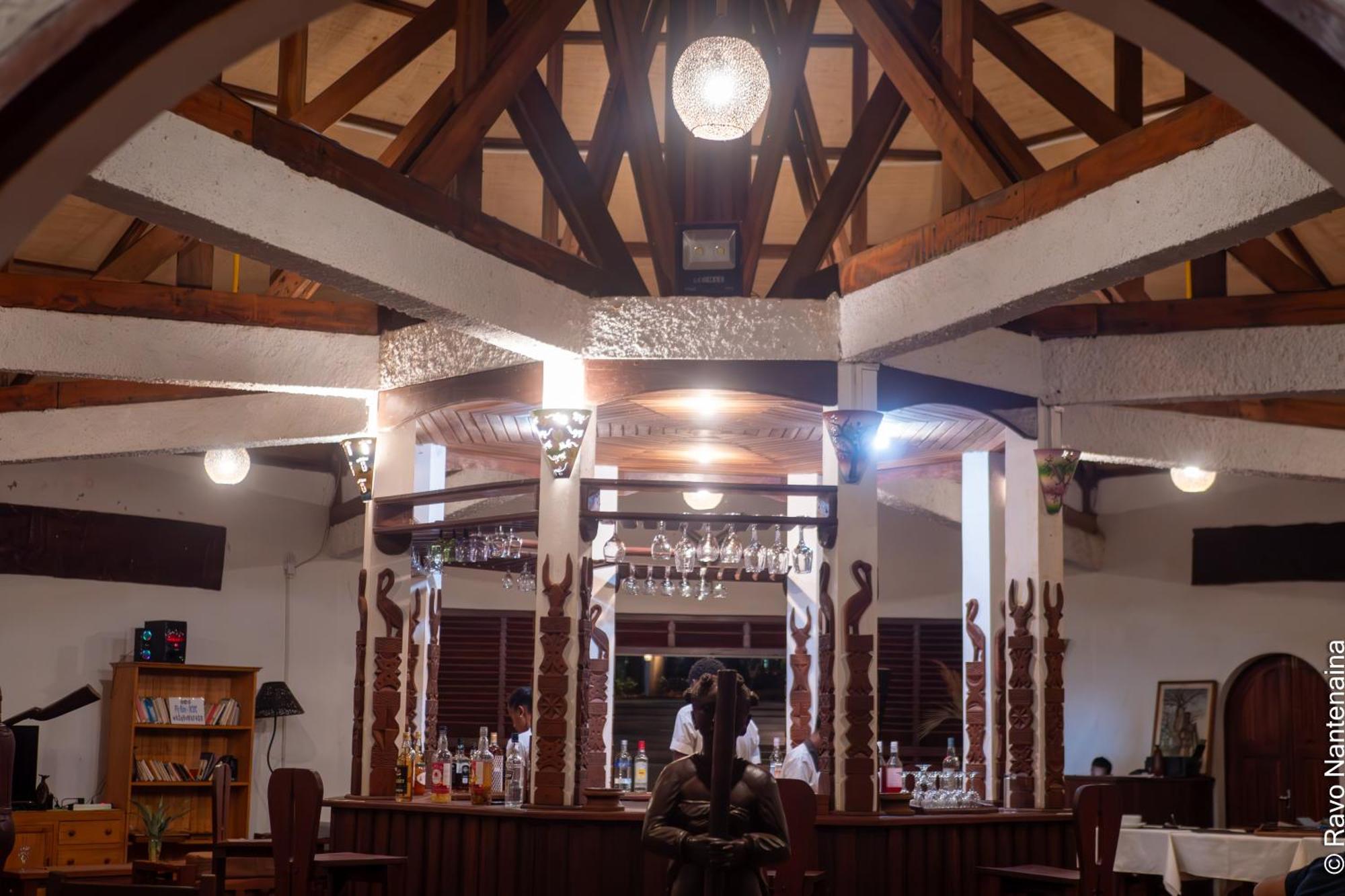 Olympe De Bemaraha Hotel Bekopaka Eksteriør billede